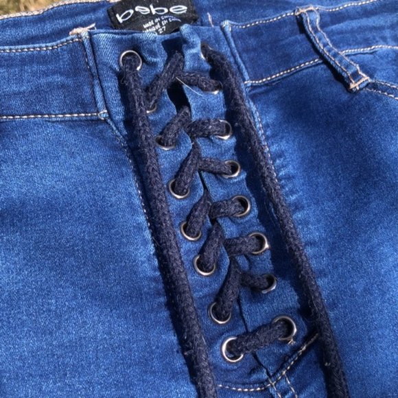 LIKE NEW BEBE LACE UP SKINNY JEANS 27x28 RETRO BEBE STYLE 😎 - Picture 13 of 14